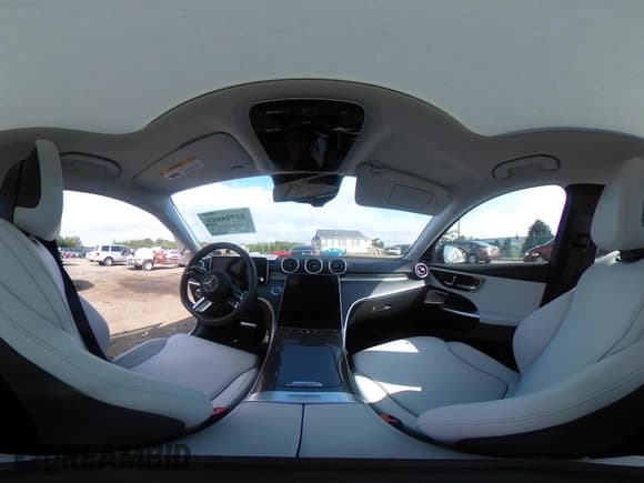 ✅ 2024 Mercedes-Benz C 300 • VIN: W1KAF4HB8RR165700 • Лот: 42716616. Опубликован ранее на IAAI с пробегом 8 906 миль. Бесплатный доступ к архиву аукционных продаж из США и подробный отчёт об истории автомобиля на DreamBid. Изображение 19.