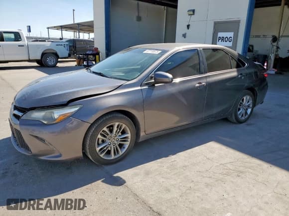 ✅ 2017 Toyota Camry XLE • VIN: 4T1BF1FK4HU774564 • Lot: 67718575. Wystawiony na Copart z przebiegiem 90 537 mil. Bezpłatny archiwum sprzedaży aukcyjnych z USA i szczegółowy raport historii pojazdu na DreamBid. Zdjęcie 1.