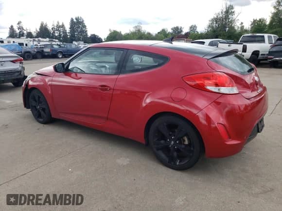 2017 Hyundai Veloster Value Edition с VIN KMHTC6AD5HU318270, выставлен на аукционе Copart как лот 58045155 с пробегом 61 675 миль миль и Списание • Salvage title. История ставок и продаж доступна на DreamBid. Изображение 2.