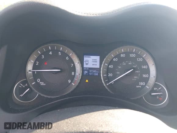 ✅ 2018 Infiniti Q70 Luxe • VIN: JN1BY1PR4JM370201 • Lot: 42821643. Listed on IAAI with 97,345 mi. Free auction sales archive from the USA and detailed vehicle history report at DreamBid. Image 7.