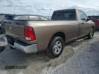 2009 Dodge 1500 SLT z VIN 1D3HB16P89J509047, wystawiony jako Copart lot #73973554 z przebiegiem 162 862 mil mil oraz Szkoda całkowita • Salvage title. Historia ofert i sprzedaży dostępna na DreamBid. Obrazek 3.