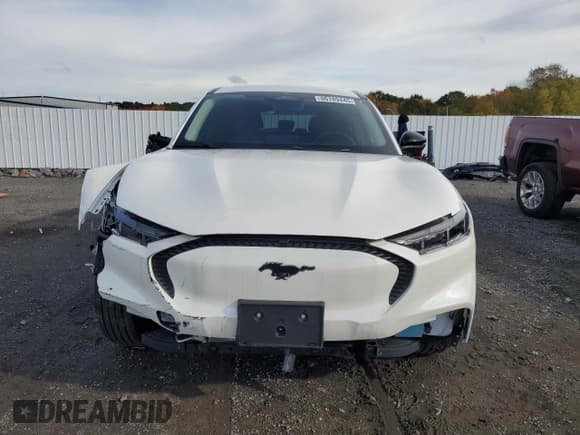 ✅ 2024 Ford Mustang Mach-E Select • VIN: 3FMTK1S57RMA43424 • Lot: 86189445. Wystawiony na Copart z przebiegiem 2 160 mil. Bezpłatny archiwum sprzedaży aukcyjnych z USA i szczegółowy raport historii pojazdu na DreamBid. Zdjęcie 5.