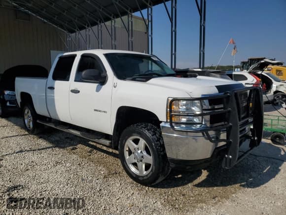 ✅ 2014 Chevrolet Silverado 2500HD Work Truck • VIN: 1GC1KVCG3EF154016 • Лот: 87250195. Опубликован ранее на Copart с пробегом 312 738 миль. Бесплатный доступ к архиву аукционных продаж из США и подробный отчёт об истории автомобиля на DreamBid. Изображение 4.