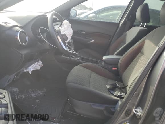 ✅ 2022 Nissan Kicks SR • VIN: 3N1CP5DV2NL516661 • Lot: 86878245. Wystawiony na Copart z przebiegiem 35 277 mil. Bezpłatny archiwum sprzedaży aukcyjnych z USA i szczegółowy raport historii pojazdu na DreamBid. Zdjęcie 7.