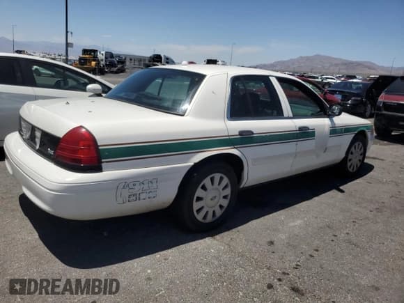 ✅ 2010 Ford Police Interceptor • VIN: 2FABP7BVXAX135498 • Lot: 59106175. Listed on Copart with Not provided. Free auction sales archive from the USA and detailed vehicle history report at DreamBid. Image 3.