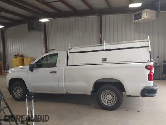✅ 2019 Chevrolet Silverado 1500 Work Truck • VIN: 3GCNWAEH3KG195793 • Lot: 42838703. Wystawiony na IAAI z przebiegiem 111 297 mil. Bezpłatny archiwum sprzedaży aukcyjnych z USA i szczegółowy raport historii pojazdu na DreamBid. Zdjęcie 14.