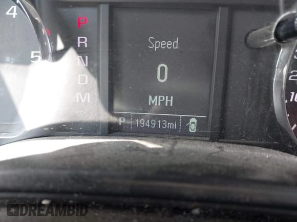 ✅ 2015 Chevrolet Silverado 1500 LS • VIN: 1GCNKPEH8FZ369085 • Лот: 43189749. Опубликован ранее на IAAI с пробегом 194 913 миль. Бесплатный доступ к архиву аукционных продаж из США и подробный отчёт об истории автомобиля на DreamBid. Изображение 15.