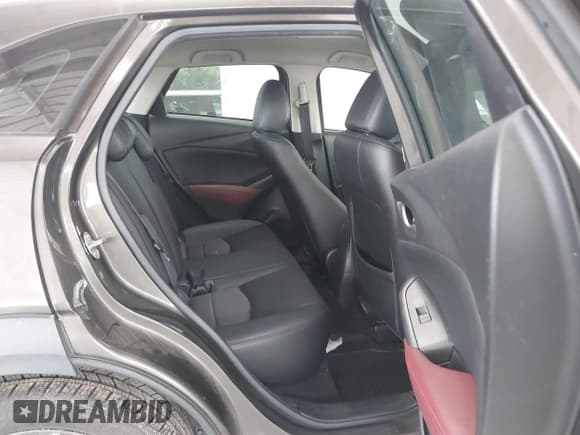 ✅ 2017 Mazda CX-3 Touring • VIN: JM1DKDC72H0173414 • Lot: 42404451. Wystawiony na IAAI z przebiegiem 73 372 mil. Bezpłatny archiwum sprzedaży aukcyjnych z USA i szczegółowy raport historii pojazdu na DreamBid. Zdjęcie 8.