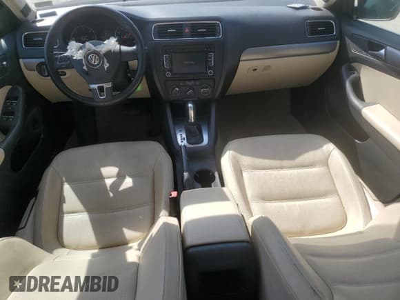 ✅ 2013 Volkswagen Jetta TDI w/Premium • VIN: 3VWLL7AJ5DM389660 • Lot: 53796405. Listed on Copart with 82,151 mi. Free auction sales archive from the USA and detailed vehicle history report at DreamBid. Image 8.