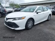 ✅ 2018 Toyota Camry Hybrid LE • VIN: 4T1B31HK8JU001026 • Лот: 43455221. Опубликован ранее на IAAI с пробегом 126 045 миль. Бесплатный доступ к архиву аукционных продаж из США и подробный отчёт об истории автомобиля на DreamBid. Изображение 19.