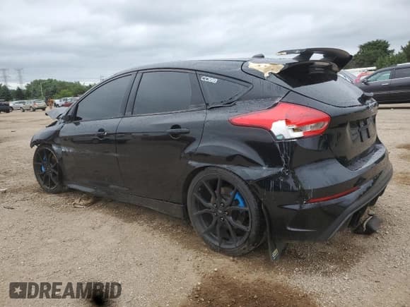 ✅ 2017 Ford Focus RS • VIN: WF0DP3TH7H4120217 • Lot: 64760745. Wystawiony na Copart z przebiegiem 188 764 mil. Bezpłatny archiwum sprzedaży aukcyjnych z USA i szczegółowy raport historii pojazdu na DreamBid. Zdjęcie 2.