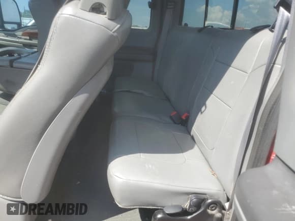 ✅ 2004 Ford F-350 XL • VIN: 1FTWX33P24EC28767 • Lot: 63288565. Listed on Copart with Not provided. Free auction sales archive from the USA and detailed vehicle history report at DreamBid. Image 10.