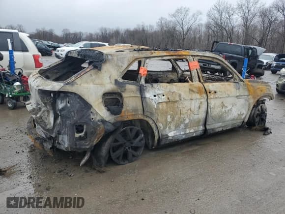 ✅ 2023 Volkswagen Atlas SE • VIN: 1V2LC2CA1PC206469 • Lot: 39746964. Listed on Copart with Not provided. Free auction sales archive from the USA and detailed vehicle history report at DreamBid. Image 3.