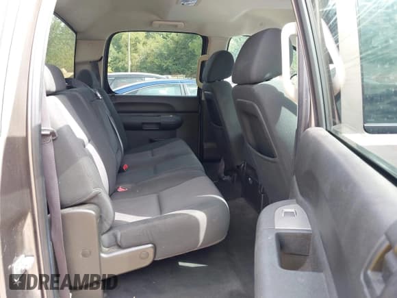 ✅ 2012 Chevrolet Silverado 1500 LT • VIN: 3GCPKSE79CG251707 • Lot: 43340563. Listed on IAAI with 116,371 mi. Free auction sales archive from the USA and detailed vehicle history report at DreamBid. Image 8.