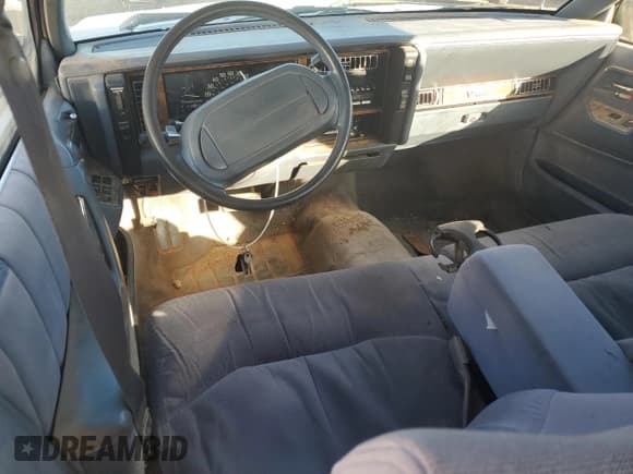 ✅ 1995 Buick Century Limited SL • VIN: 1G4AG55M5S6446763 • Lot: 88501625. Wystawiony na Copart z przebiegiem 144 825 mil. Bezpłatny archiwum sprzedaży aukcyjnych z USA i szczegółowy raport historii pojazdu na DreamBid. Zdjęcie 8.