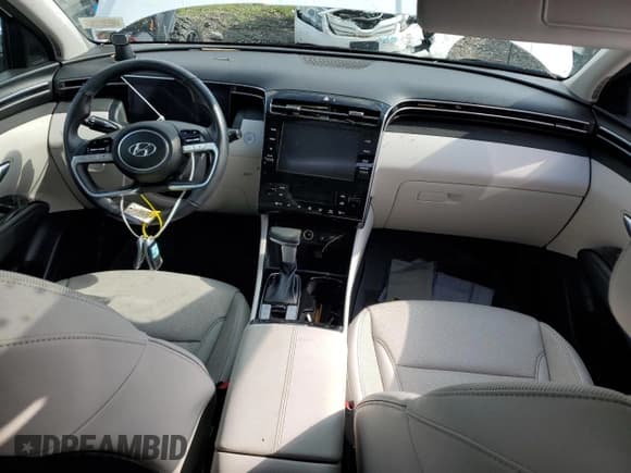 ✅ 2022 Hyundai Tucson SEL • VIN: 5NMJCCAE6NH048276 • Lot: 63550633. Wystawiony na Copart z przebiegiem Nie podano. Bezpłatny archiwum sprzedaży aukcyjnych z USA i szczegółowy raport historii pojazdu na DreamBid. Zdjęcie 8.