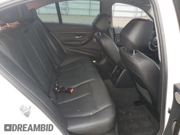 ✅ 2014 BMW 3 Series 335i xDrive • VIN: WBA3B9G53ENR92705 • Лот: 86295845. Опубликован ранее на Copart с пробегом 69 626 миль. Бесплатный доступ к архиву аукционных продаж из США и подробный отчёт об истории автомобиля на DreamBid. Изображение 10.