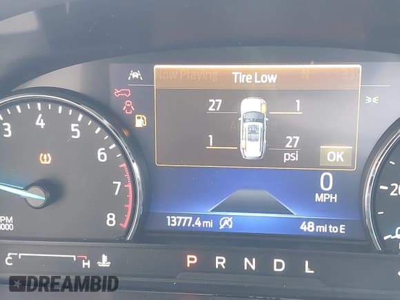 ✅ 2024 Ford Explorer XLT • VIN: 1FMSK8DH2RGA55907 • Lot: 43704786. Wystawiony na IAAI z przebiegiem 13 777 mil. Bezpłatny archiwum sprzedaży aukcyjnych z USA i szczegółowy raport historii pojazdu na DreamBid. Zdjęcie 15.