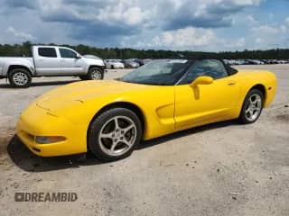 2001 Chevrolet Corvette z VIN 1G1YY32G115104890, wystawiony jako Copart lot #65533905 z przebiegiem 132 509 mil mil oraz Szkoda całkowita • Salvage title. Historia ofert i sprzedaży dostępna na DreamBid. Obrazek 1.