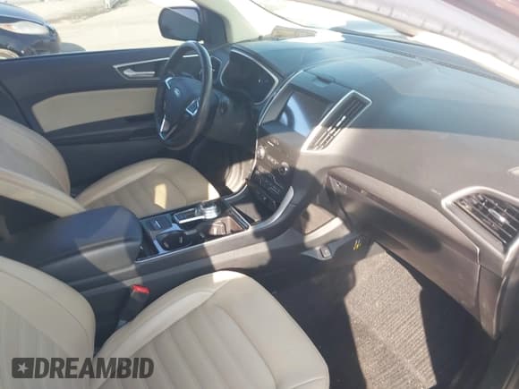 ✅ 2019 Ford Edge SEL • VIN: 2FMPK3J93KBC58033 • Lot: 43847547. Wystawiony na IAAI z przebiegiem 63 451 mil. Bezpłatny archiwum sprzedaży aukcyjnych z USA i szczegółowy raport historii pojazdu na DreamBid. Zdjęcie 5.