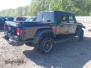 ✅ 2023 Jeep Gladiator Overland • VIN: 1C6HJTFG9PL549685 • Lot: 42037635. Wystawiony na IAAI z przebiegiem 40 734 mil. Bezpłatny archiwum sprzedaży aukcyjnych z USA i szczegółowy raport historii pojazdu na DreamBid. Zdjęcie 4.