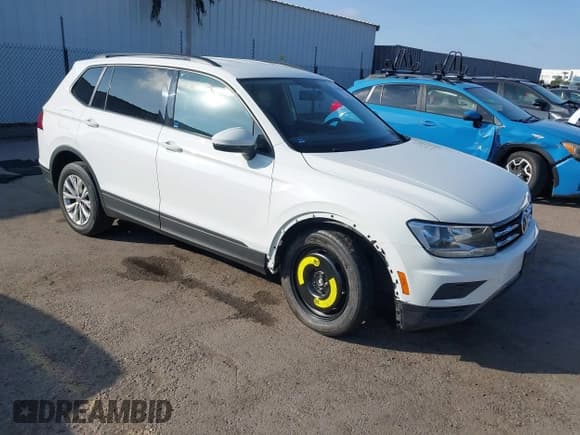 ✅ 2020 Volkswagen Tiguan S • VIN: 3VV1B7AX4LM098567 • Лот: 41504191. Опубликован ранее на IAAI с пробегом 106 012 миль. Бесплатный доступ к архиву аукционных продаж из США и подробный отчёт об истории автомобиля на DreamBid. Изображение 1.