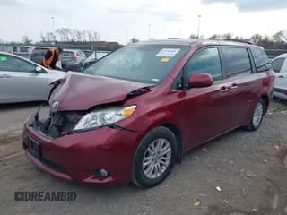 ✅ 2017 Toyota Sienna XLE Auto Access Seat • VIN: 5TDYZ3DCXHS850564 • Lot: 43711609. Listed on IAAI with 135,486 mi. Free auction sales archive from the USA and detailed vehicle history report at DreamBid. Image 2.