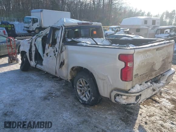 ✅ 2019 Chevrolet Silverado 1500 RST • VIN: 1GCRYEEDXKZ273955 • Lot: 41211019. Wystawiony na IAAI z przebiegiem Nie podano. Bezpłatny archiwum sprzedaży aukcyjnych z USA i szczegółowy raport historii pojazdu na DreamBid. Zdjęcie 3.