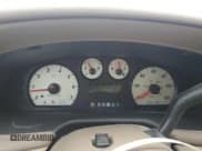 ✅ 2005 Mercury Sable GS • VIN: 1MEFM50U85A621016 • Lot: 69816734. Wystawiony na Copart z przebiegiem 53 526 mil. Bezpłatny archiwum sprzedaży aukcyjnych z USA i szczegółowy raport historii pojazdu na DreamBid. Zdjęcie 9.