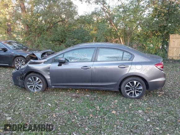 ✅ 2015 Honda Civic EX • VIN: 2HGFB2F83FH507204 • Lot: 43632900. Wystawiony na IAAI z przebiegiem 205 491 mil. Bezpłatny archiwum sprzedaży aukcyjnych z USA i szczegółowy raport historii pojazdu na DreamBid. Zdjęcie 14.