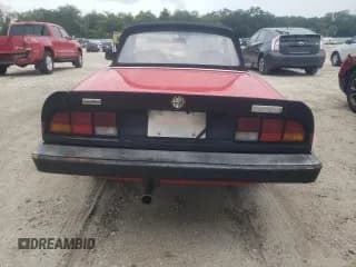 ✅ 1983 Alfa Romeo Spider Veloce • VIN: ZARBA5419D1016662 • Lot: 71321594. Listed on Copart with 80,985 mi. Free auction sales archive from the USA and detailed vehicle history report at DreamBid. Image 6.