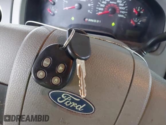 ✅ 2008 Ford F-150 XLT • VIN: 1FTPW12548FA13676 • Lot: 41802616. Wystawiony na IAAI z przebiegiem 122 493 mil. Bezpłatny archiwum sprzedaży aukcyjnych z USA i szczegółowy raport historii pojazdu na DreamBid. Zdjęcie 11.