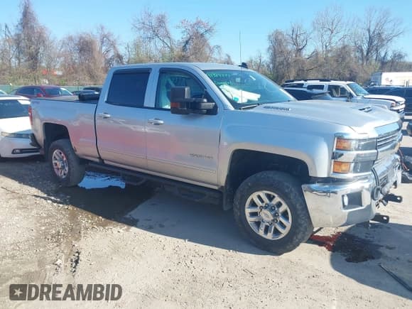 ✅ 2017 Chevrolet Silverado 2500HD LT • VIN: 1GC1KVEY7HF169306 • Lot: 41984377. Wystawiony na IAAI z przebiegiem 198 184 mil. Bezpłatny archiwum sprzedaży aukcyjnych z USA i szczegółowy raport historii pojazdu na DreamBid. Zdjęcie 1.