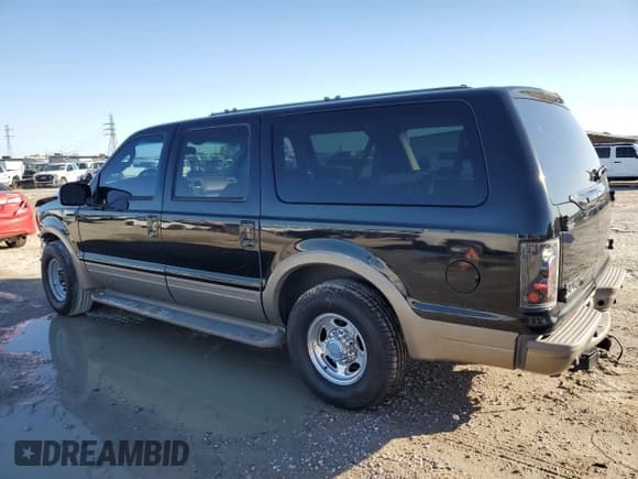 ✅ 2003 Ford Excursion Eddie Bauer • VIN: 1FMNU44L63EB25254 • Lot: 87023774. Listed on Copart with 321,038 mi. Free auction sales archive from the USA and detailed vehicle history report at DreamBid. Image 2.