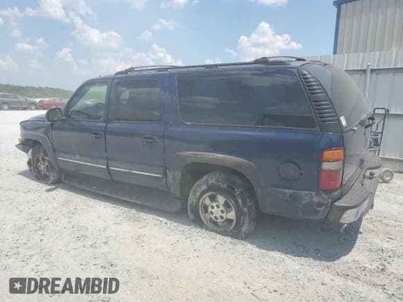 ✅ 2002 Chevrolet Suburban LT • VIN: 1GNFK16ZX2J220847 • Lot: 60745004. Wystawiony na Copart z przebiegiem 264 547 mil. Bezpłatny archiwum sprzedaży aukcyjnych z USA i szczegółowy raport historii pojazdu na DreamBid. Zdjęcie 2.