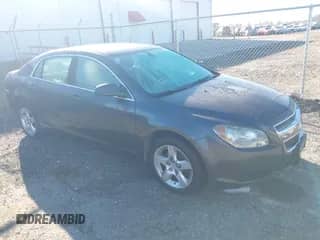 2010 Chevrolet Malibu 1LS с VIN 1G1ZB5EB1AF258687, выставлен на аукционе IAAI как лот 43458639 с пробегом 204 705 миль миль и . История ставок и продаж доступна на DreamBid. Изображение 1.