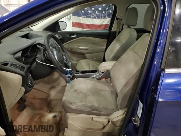 ✅ 2013 Ford Escape SE • VIN: 1FMCU9G96DUA18622 • Lot: 61029875. Wystawiony na Copart z przebiegiem 183 253 mil. Bezpłatny archiwum sprzedaży aukcyjnych z USA i szczegółowy raport historii pojazdu na DreamBid. Zdjęcie 7.