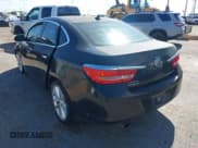 ✅ 2013 Buick Verano Group • VIN: 1G4PS5SK2D4113348 • Lot: 42880253. Wystawiony na IAAI z przebiegiem 169 560 mil. Bezpłatny archiwum sprzedaży aukcyjnych z USA i szczegółowy raport historii pojazdu na DreamBid. Zdjęcie 3.
