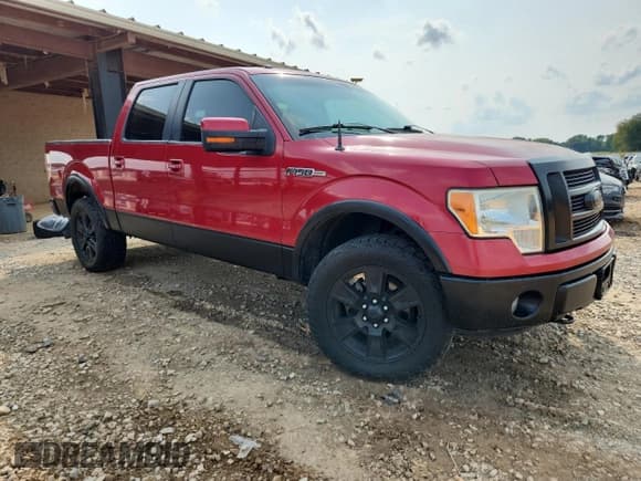 ✅ 2011 Ford F-150 XLT • VIN: 1FTFW1EF9BFB20441 • Lot: 71222045. Wystawiony na Copart z przebiegiem 195 047 mil. Bezpłatny archiwum sprzedaży aukcyjnych z USA i szczegółowy raport historii pojazdu na DreamBid. Zdjęcie 4.
