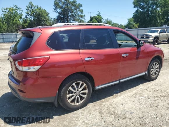✅ 2014 Nissan Pathfinder Platinum • VIN: 5N1AR2MN7EC695736 • Lot: 61064215. Listed on Copart with 114,786 mi. Free auction sales archive from the USA and detailed vehicle history report at DreamBid. Image 3.