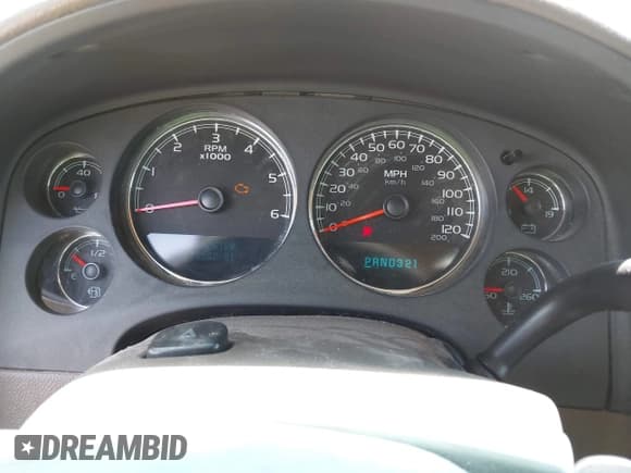 ✅ 2008 GMC Yukon SLT 4SB • VIN: 1GKFC13J28R256499 • Lot: 42893070. Wystawiony na IAAI z przebiegiem 279 557 mil. Bezpłatny archiwum sprzedaży aukcyjnych z USA i szczegółowy raport historii pojazdu na DreamBid. Zdjęcie 7.