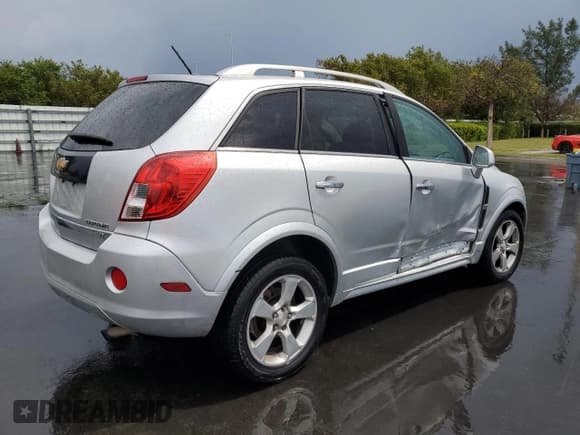 ✅ 2014 Chevrolet Captiva Sport LT • VIN: 3GNAL3EK6ES593359 • Lot: 51849665. Wystawiony na Copart z przebiegiem 154 808 mil. Bezpłatny archiwum sprzedaży aukcyjnych z USA i szczegółowy raport historii pojazdu na DreamBid. Zdjęcie 3.