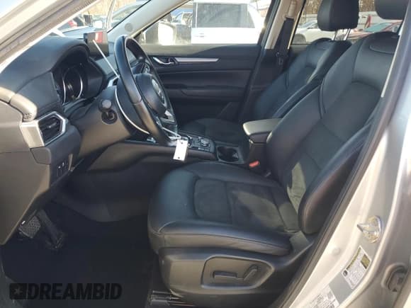 ✅ 2021 Mazda CX-5 Touring • VIN: JM3KFBCM0M0450973 • Lot: 92608715. Wystawiony na Copart z przebiegiem 91 044 mil. Bezpłatny archiwum sprzedaży aukcyjnych z USA i szczegółowy raport historii pojazdu na DreamBid. Zdjęcie 7.