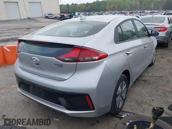 ✅ 2017 Hyundai Ioniq Blue • VIN: KMHC65LC2HU048243 • Lot: 41945177. Wystawiony na IAAI z przebiegiem 96 215 mil. Bezpłatny archiwum sprzedaży aukcyjnych z USA i szczegółowy raport historii pojazdu na DreamBid. Zdjęcie 4.