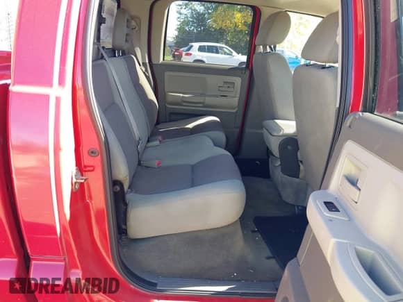 2006 Dodge Dakota SLT with VIN 1D7HE48N36S533278, listed as a IAAI auction lot 43406304 with 123,574 mi miles and . Bid and sale history available at DreamBid. Image 8.