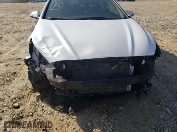 ✅ 2018 Hyundai Sonata Limited • VIN: 5NPE34AF8JH672755 • Lot: 66262422. Listed on Copart with 73,715 mi. Free auction sales archive from the USA and detailed vehicle history report at DreamBid. Image 9.