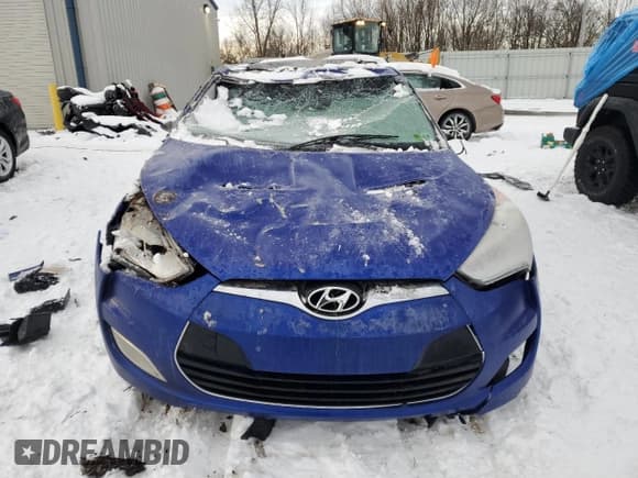 ✅ 2012 Hyundai Veloster w/Gray Int • VIN: KMHTC6AD8CU062585 • Lot: 88323585. Listed on Copart with Not provided. Free auction sales archive from the USA and detailed vehicle history report at DreamBid. Image 5.