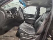 ✅ 2010 Chevrolet Suburban LS • VIN: 1GNUCHE0XAR161346 • Lot: 81223895. Listed on Copart with 211,599 mi. Free auction sales archive from the USA and detailed vehicle history report at DreamBid. Image 7.