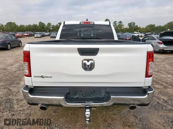 2023 Ram 1500 Big Horn z VIN 1C6RREMTXPN516403, wystawiony jako Copart lot #90931355 z przebiegiem 66 731 mil mil oraz Szkoda całkowita • Salvage title. Historia ofert i sprzedaży dostępna na DreamBid. Obrazek 6.