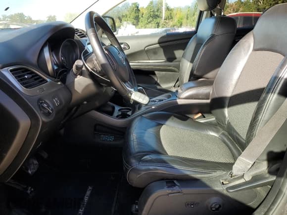 ✅ 2016 Dodge Journey Crossroad Plus • VIN: 3C4PDCGB4GT132042 • Lot: 86314375. Wystawiony na Copart z przebiegiem 147 121 mil. Bezpłatny archiwum sprzedaży aukcyjnych z USA i szczegółowy raport historii pojazdu na DreamBid. Zdjęcie 7.